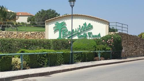 Hostal Saraiva's Guest House