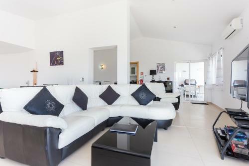 Coolhouses Algarve, Casa Redonda, V3 Lagos