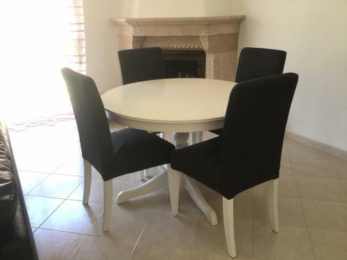 Olinda?s Two Bedroom Apartment