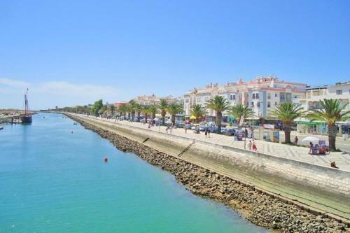 "a Casa Dos Av�s" Suites & Breakfast