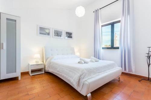 Hostal Safari Beach Guest House