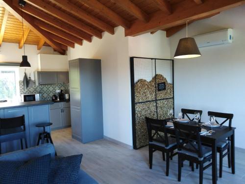 Carlos Apartment - Penthouse - Belch1952