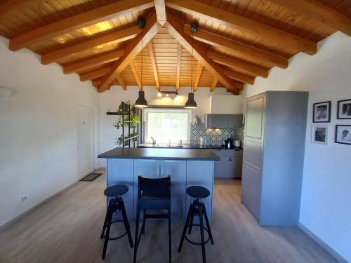 Carlos Apartment - Penthouse - Belch1952