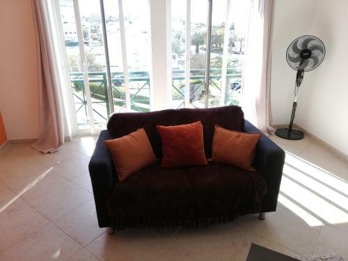 Two Bedroom Apartment - 110m2, Ac, Terrace, Wi-fi, Pets