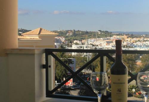 Two Bedroom Apartment - 110m2, Ac, Terrace, Wi-fi, Pets