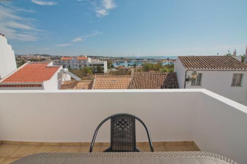 Hostal New Village Guest House