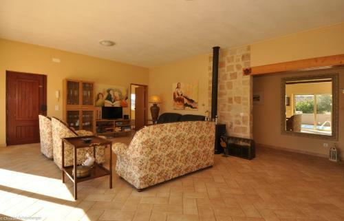 Villa Mira