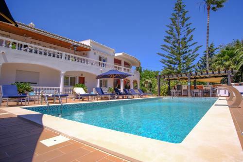 Casa Monte Cristo Apartments - Lime