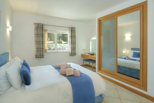 Casa Monte Cristo Apartments - Plum