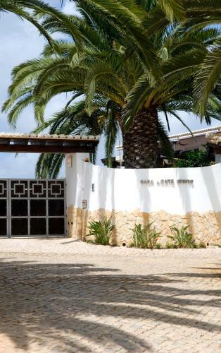 Casa Monte Cristo Apartments - Plum