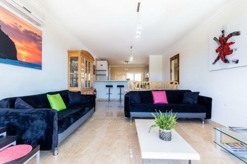 Comfortable And Luxury Apartment