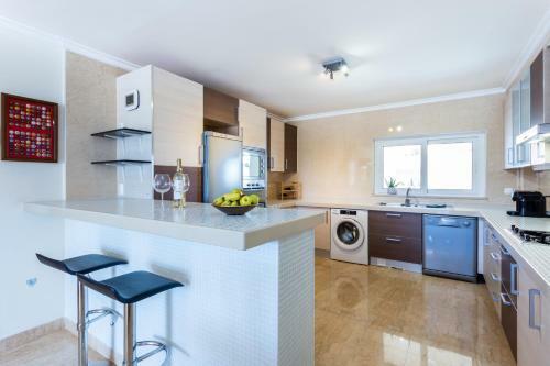 Comfortable And Luxury Apartment