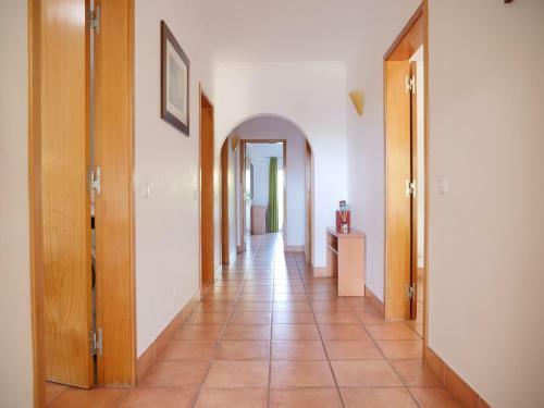 Spacious Apartment Near Porto de Mos Beach, Lagos.