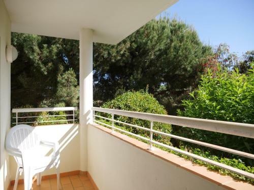 Spacious Apartment Near Porto de Mos Beach, Lagos.