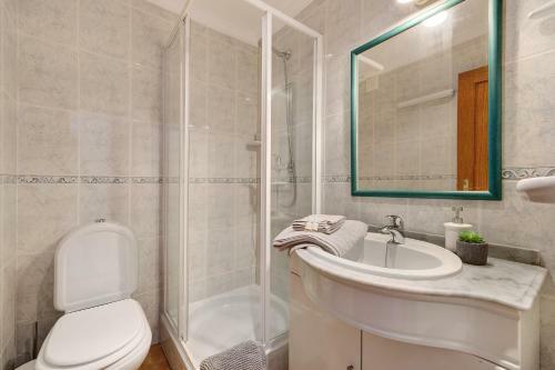 Henris Apartment