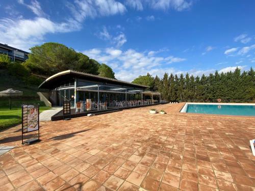 Casa Lucr�cia - Apartamento Com Piscina E Campo De T�nis