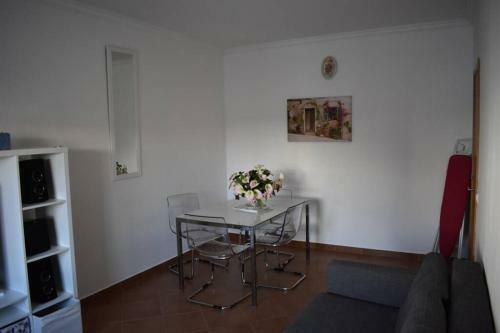 Apartamento T2- No Centro Hist�rico De Lagos