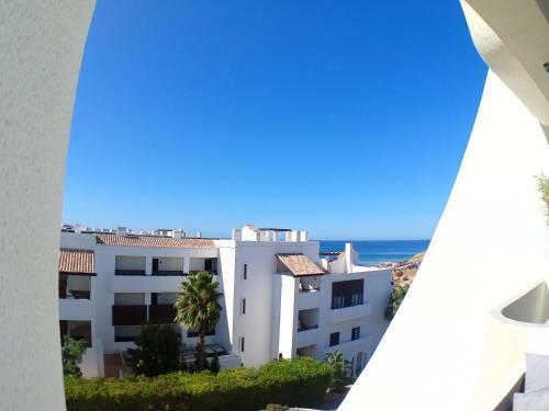 Beachfront Apartments Porto De M�s Beach - Lagos