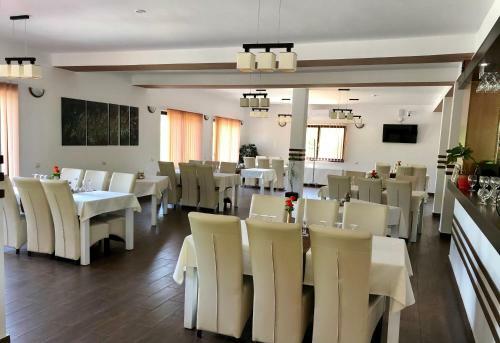 Bed & Breakfast Aranykakas �tterem �s Panzi�