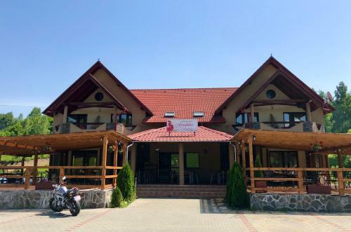 Bed & Breakfast Aranykakas �tterem �s Panzi�