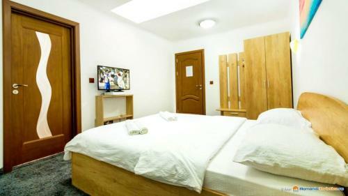 Hostal Pensiunea Colt De Rai