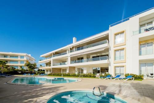 Apartamento Porto De Mos 108 By Destination Algarvee