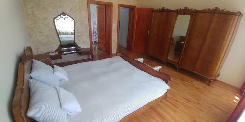 Agroturismo Conacul Din Deal