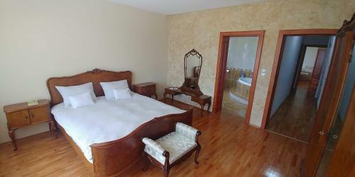 Agroturismo Conacul Din Deal