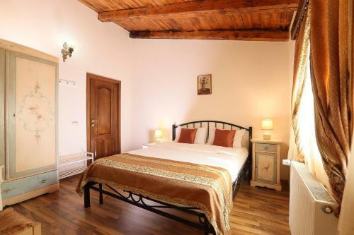 Hostal Pensiunea Sanmartin