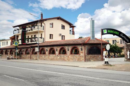 Hostal Pensiunea Sanmartin