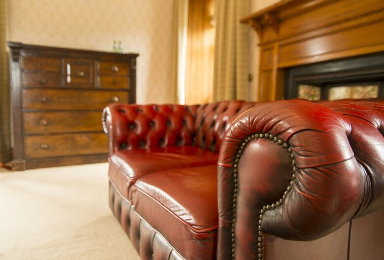 The Tongue Hotel