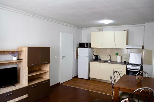 Sch��burg Apartment #2