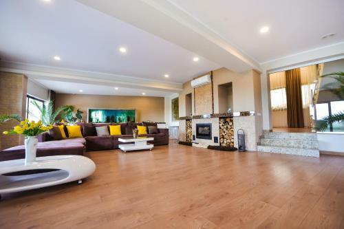 Hostal Casa Miralago Boutique