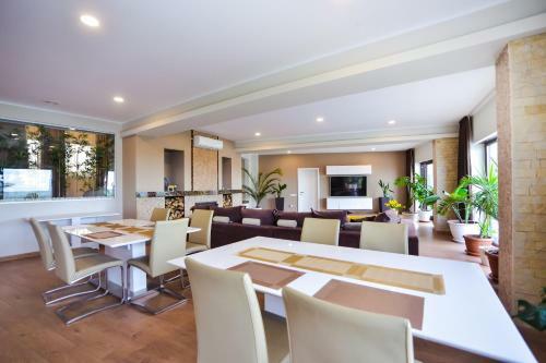 Hostal Casa Miralago Boutique