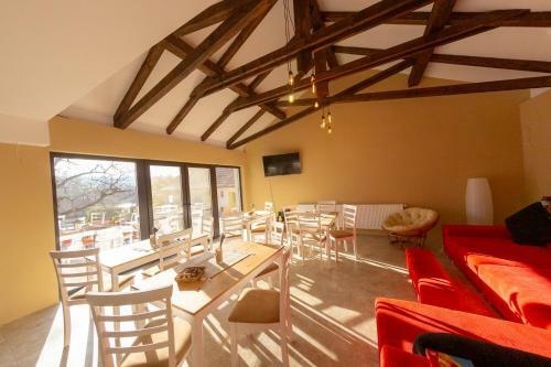 Hostal Agropensiunea Colev