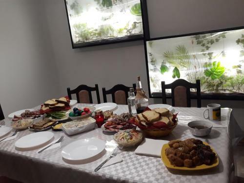 Hostal Karisma Kriss