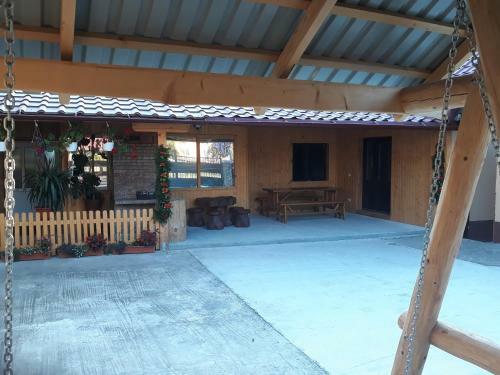 Hostal Karisma Kriss