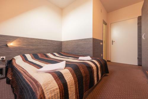 Veritas Motel