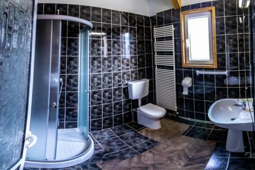 Bed & Breakfast Pensiunea Eden