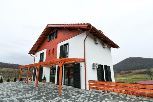 Bed & Breakfast Pensiunea Tilk�s - Tilk�s Panzi�