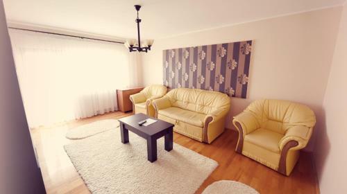M?gurei Apart 4 Rooms