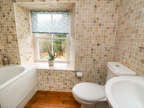 Cwmbach Cottage