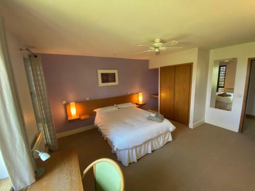Hotel Roffey Park Institute