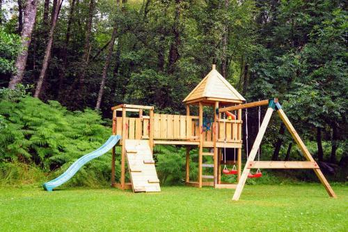 Luxury Woodland Oak Lodge