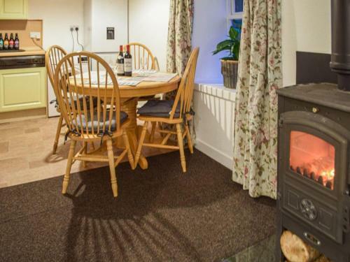 Rowan Cottage - Uk35789