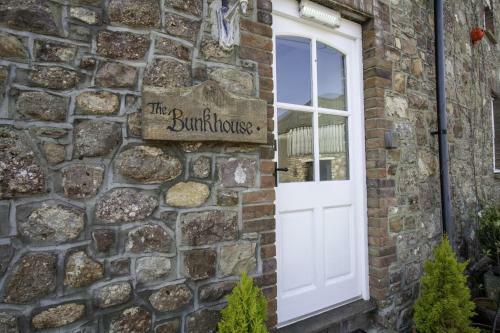 Bunk House - 4 Bedroom - Llangenith