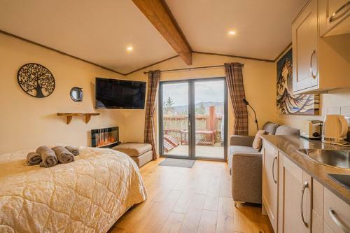 Lodge The Hideaway