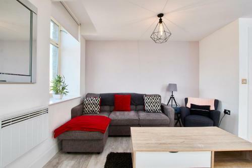 Executive Apartment - Sleeps 6