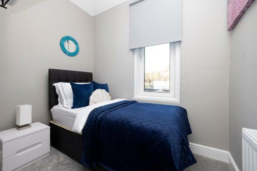 Stylish George Street Apartment