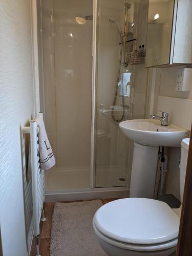 Nigella - West Sands Holiday Park - 2 Bedroom & Pet Friendly